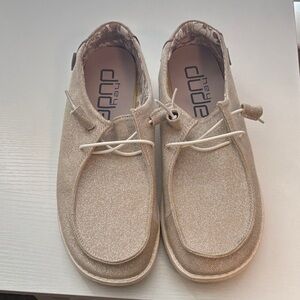 Hey Dude slip on’s